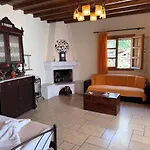بيت للعطل The Marble House Tinos Tripótamos